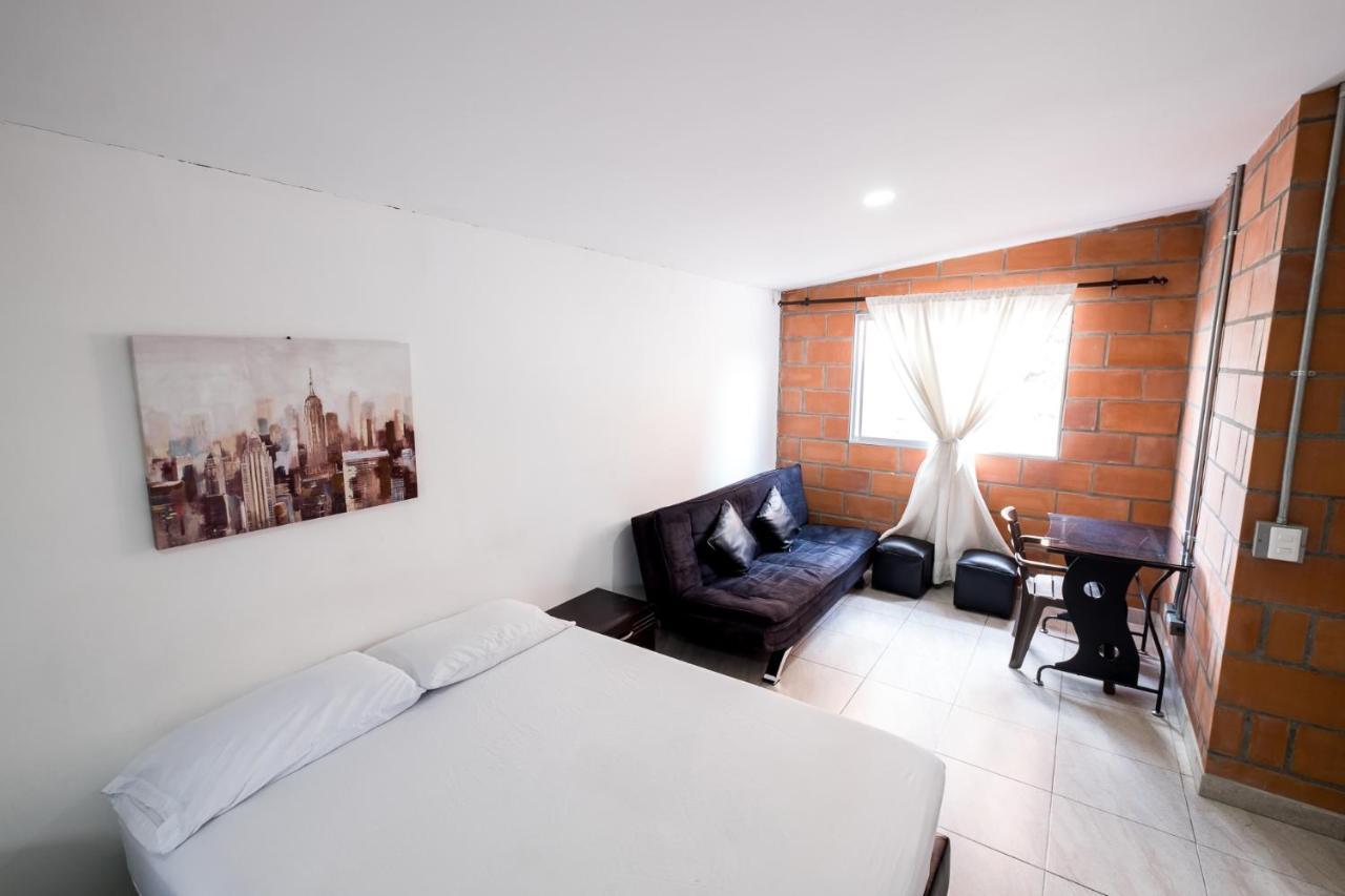 Medellin Backpacker Hostel ภายนอก รูปภาพ