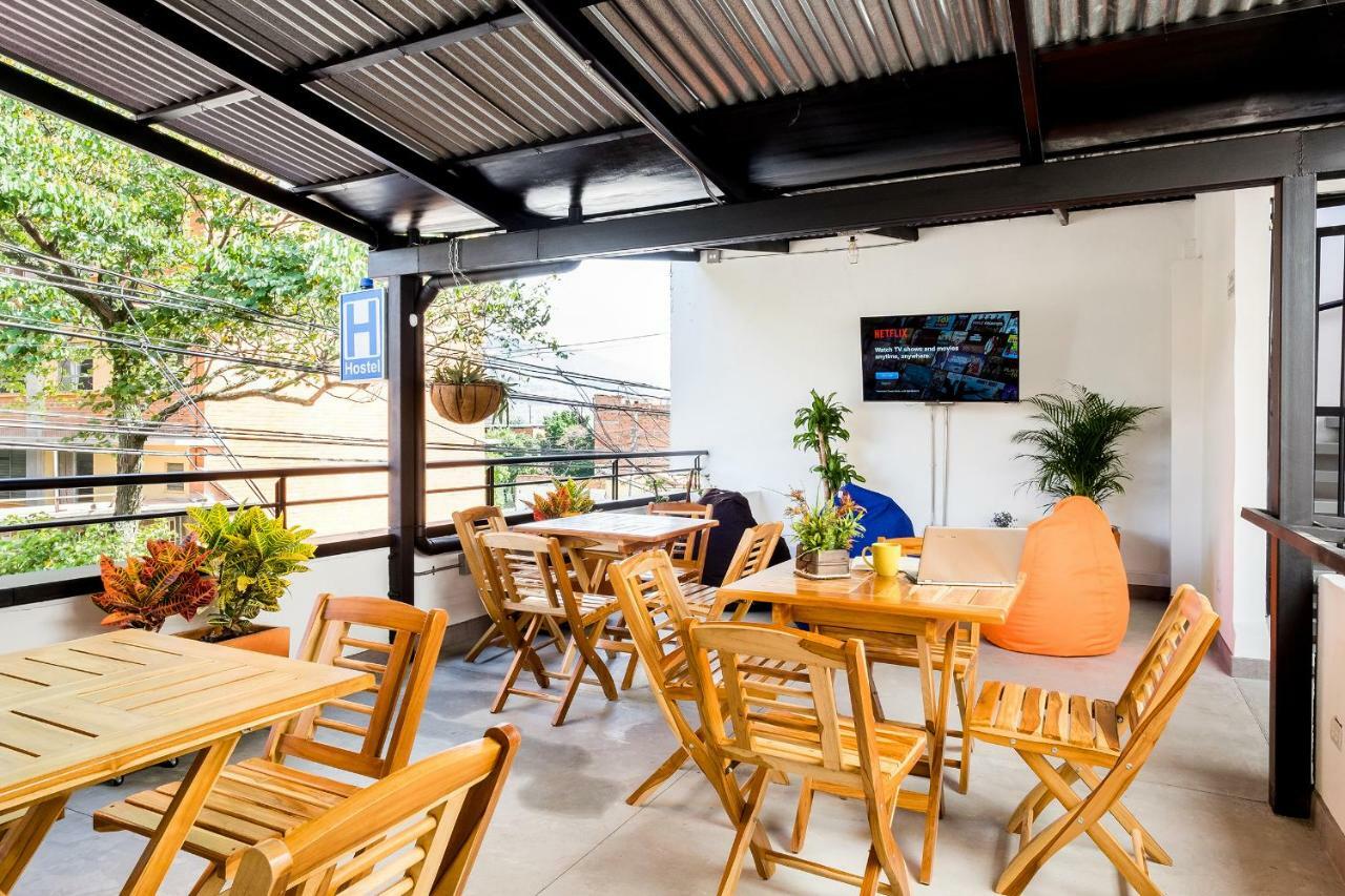 Medellin Backpacker Hostel ภายนอก รูปภาพ