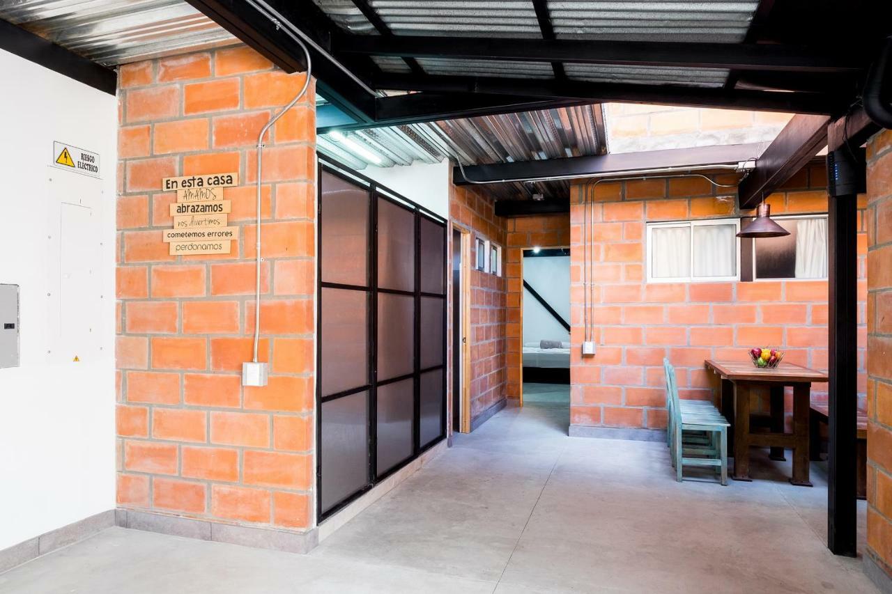 Medellin Backpacker Hostel ภายนอก รูปภาพ