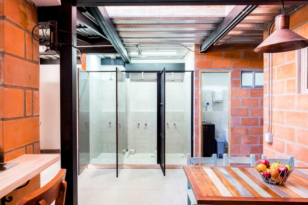 Medellin Backpacker Hostel ภายนอก รูปภาพ